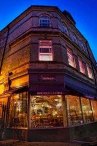 The Blueberry Hotel Pontypridd Esterno foto